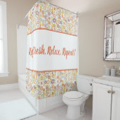 Moderne retro herfstcirkels uit het midden van de douchegordijn (In situ)