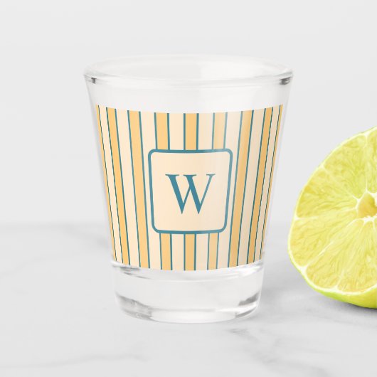 Moderne Retro Koraal en Groene Streep Shot Glas (Voorkant)
