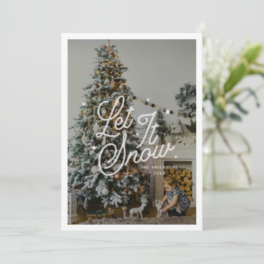 Moderne Retro Laat Het Sneeuwfoto Kerstscript Feestdagenkaart (Staand voorkant)