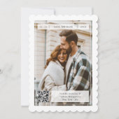Moderne Retro Postzegel QR Code Huwelijk Save The Date (Voorkant)