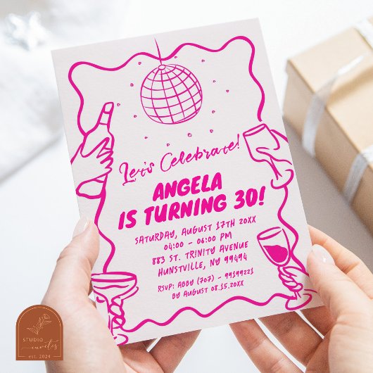 Moderne Retro Wavy Hot Pink Geïllustreerde Verjaar Kaart