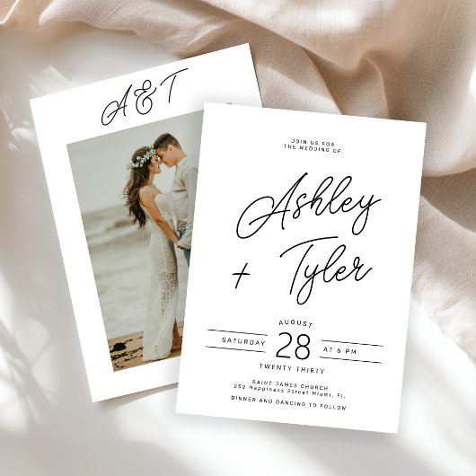 Moderne retro whimsical script foto bruiloft kaart