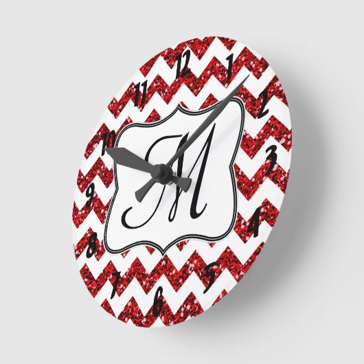 Moderne rode Chevron Monogram Initialen wandklok (Hoek)