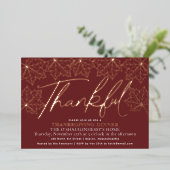 Moderne Rode Dankbare Herfstbladeren Thanksgiving Folie Uitnodiging (Staand Voorkant)