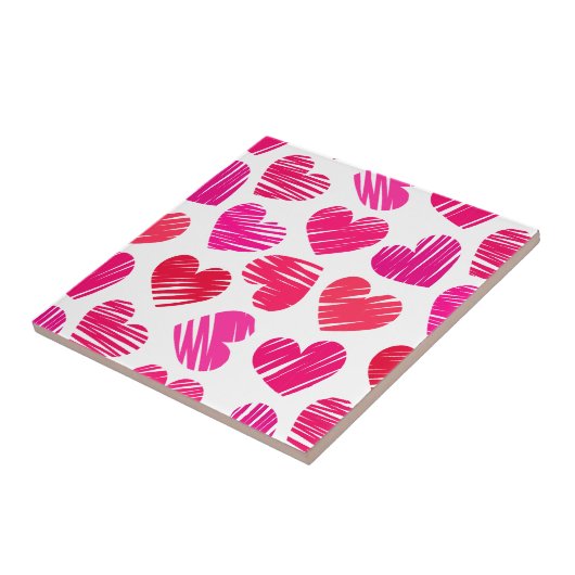 Moderne Rode en Roze Doodle Harten Valentijn Tegeltje (Zijkant)