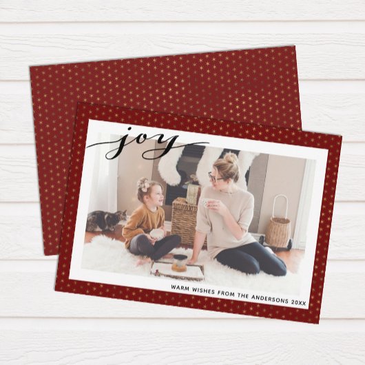 Moderne rode gouden sneeuwvlokken Eenvoudig script Feestdagenkaart