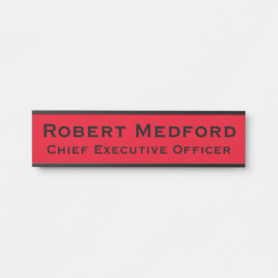 Moderne rode hangende deur bord naamplaat