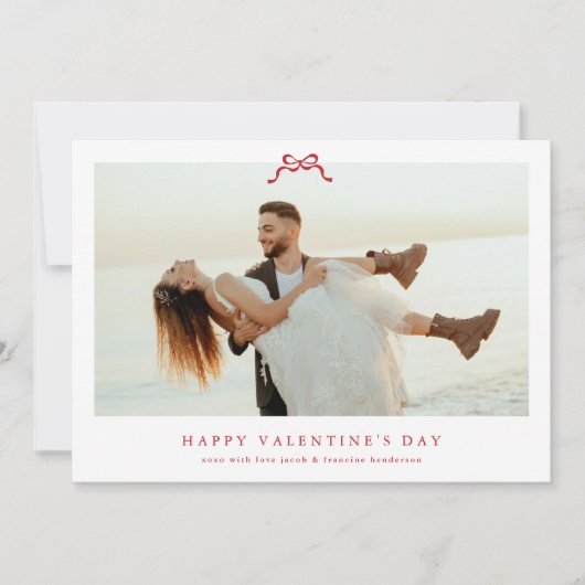 Moderne rode hart boog gelukkige Valentijnsdag fot Feestdagenkaart (Voorkant)