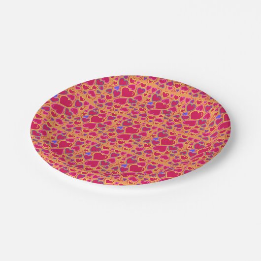 Moderne rode harten papieren bordje (Gekanteld)