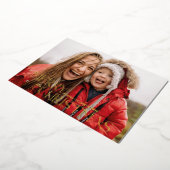 Moderne rode kerstkaart met echte fotofeestdag folie feestdagenkaart (Gedraaid)