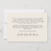 Moderne rode minimalistische monogram bruiloft Dan Bedankkaart (Achterkant)