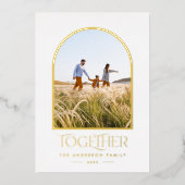 Moderne rode moderne minimale boog foto samen folie feestdagenkaart (Voorkant)