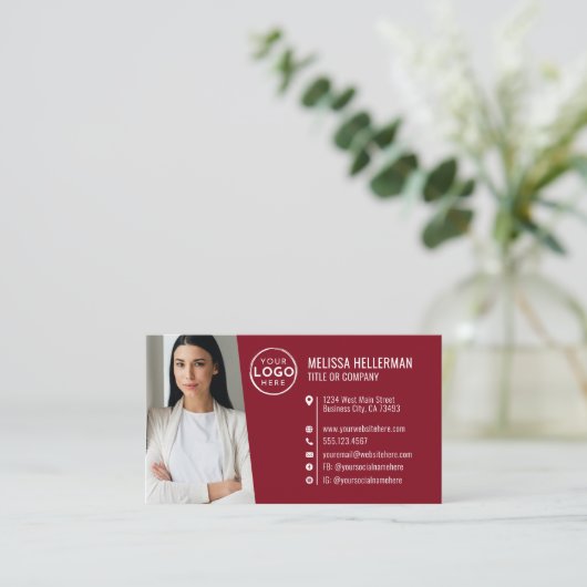 Moderne Rode Professionele QR Code Foto Logo Visitekaartje (Staand voorkant)