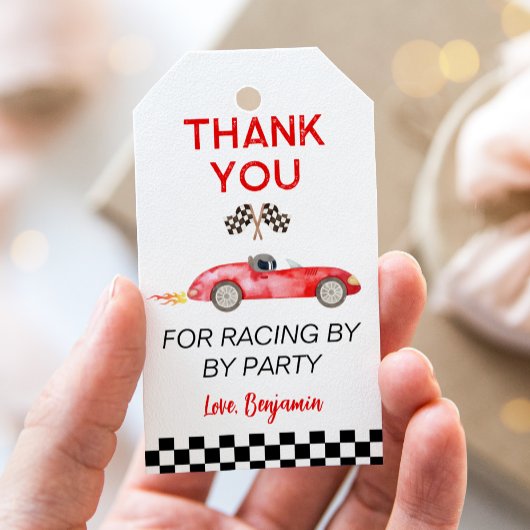 Moderne rode race auto verjaardag cadeaulabel