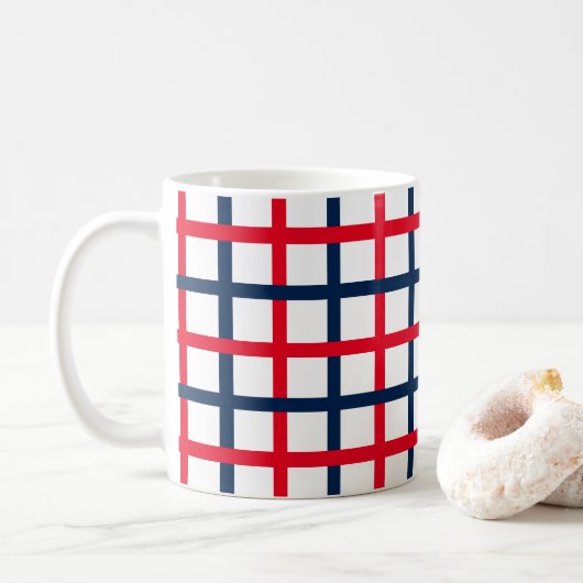 Moderne rode witte blauwe vleid patriottische rast koffiemok (Met donut)