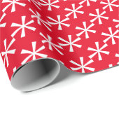 Moderne rode witte sterren sneeuwvlokken kerst cadeaupapier (Rol Hoek)