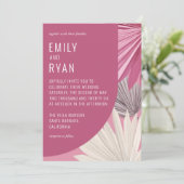 Moderne Romantische Roze Tropische Leaf Wedding Kaart (Staand voorkant)