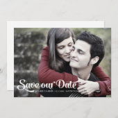 Moderne romantische scriptfoto Sla de datum op Save The Date (Voorkant / Achterkant)