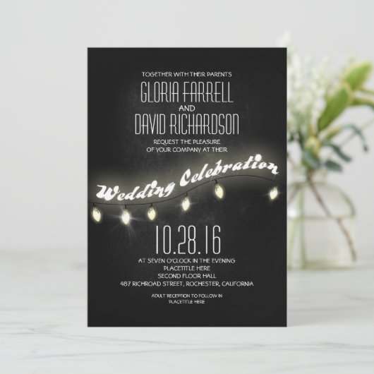 Moderne romantische zwarte krijtbord bruiloft uitn kaart (Staand voorkant)