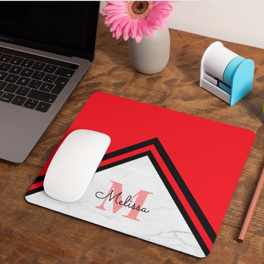 Moderne Rood en Zwart Chevron Naam Monogram Muismat
