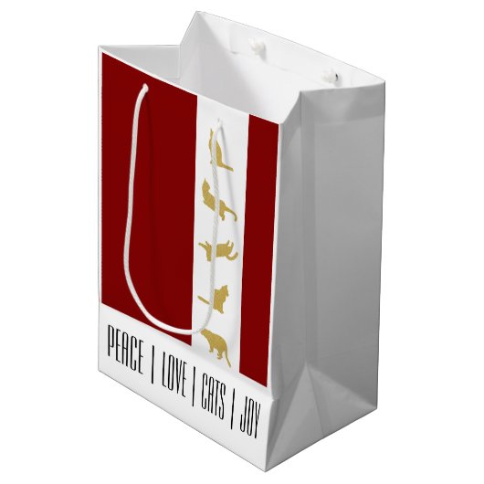 Moderne Rood Wit Goud Kat Kerstmis Medium Cadeauzakje (Voorkant Gekanteld)