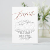 Moderne Roos Gold Calligraphy Wedding Details Card RSVP Kaartje (Staand voorkant)