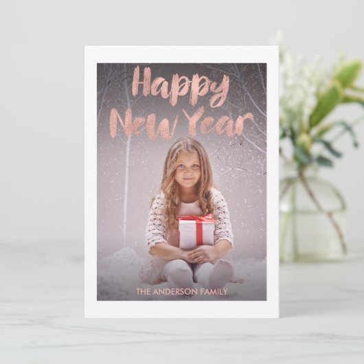 Moderne Roos Gold Foil Happy Nieuwjaarsfotokaart Feestdagenkaart (Staand voorkant)