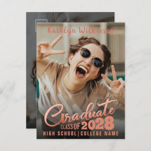 Moderne Roos Gold legant Script 2 Foto Afstuderen Aankondigingskaart (Voorkant / Achterkant)