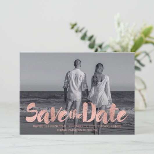 Moderne Roos Gold Love Save the Date Photo Card (Staand voorkant)