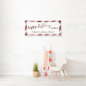 Moderne Roos Gold Pastel Pink Stripe Happy Birthda Spandoek (Insitu)