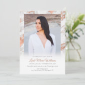 Moderne Roos Gold Pink Marble Memorial Funeral Programmakaart (Staand voorkant)