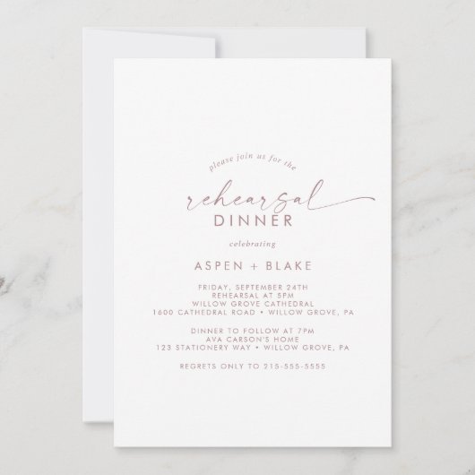 Moderne Roos Gold Script Rehearsal Dinner Kaart (Voorkant)