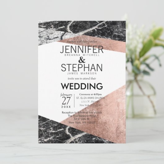 Moderne Roos gouden en marmeren huwelijksuitnodigi Kaart (Staand voorkant)