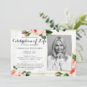 Moderne Rosy Blush Floral Foto's vieren het leven Kaart (Staand voorkant)