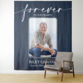 Moderne rouwherdenking viering foto banner wandkleed (In situ)