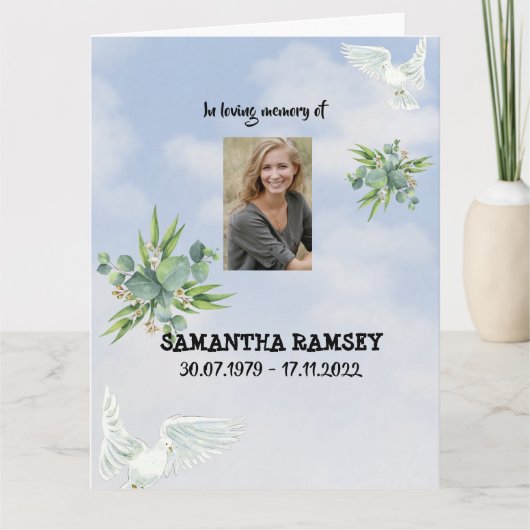 Moderne rouwkaart met blauwe lucht kaart (Voorkant)