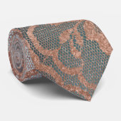 Moderne Royal Pink Rose Gold Powder Lace Blauwgroe Stropdas (Opgerold)