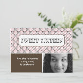 Moderne roze bruine bloem patroon zoet zestien kaart (Staand voorkant)