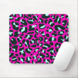 Moderne Roze Cheetah Leopard Dierenprint Muismat<br><div class="desc">Altijd een trendy hete roze vaste kleur. Wilde safari en dierlijk oerwoud afdrukken. Moderne kleine chic cheetah,  luipaardehuidafdrukken in witte en pastelmunt en roze kleur. Kleine cheetah luipaard dierlijk drukwerk.</div>
