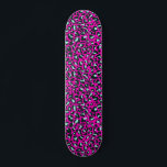 Moderne Roze Cheetah Leopard Dierenprint Persoonlijk Skateboard<br><div class="desc">Altijd een trendy hete roze vaste kleur. Wilde safari en dierlijk oerwoud afdrukken. Moderne kleine chic cheetah,  luipaardehuidafdrukken in witte en pastelmunt en roze kleur. Kleine cheetah luipaard dierlijk drukwerk.</div>