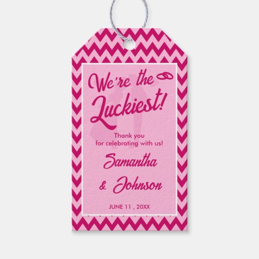 Moderne Roze Chevron Streep Bruiloft Cadeaulabel (Voorkant)