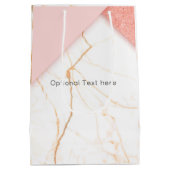 Moderne Roze en Gouden Marmeren Douane Medium Cadeauzakje (Achterkant)