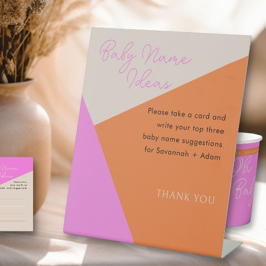 Moderne Roze en Oranje Baby Naam Douche Activiteit Reclamebord Met Voetstuk