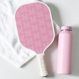 Moderne Roze en Witte Initiële Monogram Patroon Pickleball Paddle
