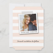 Moderne roze en witte strepen | De foto bewaart de Save The Date (Achterkant)