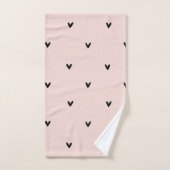 Moderne roze en zwarte hartspatroon bad handdoek (Handdoek)