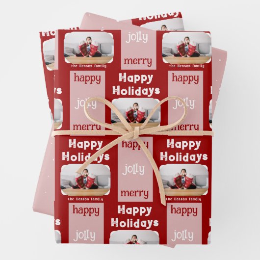 Moderne roze familie met kerstfeest inpakpapier vel (In situ)