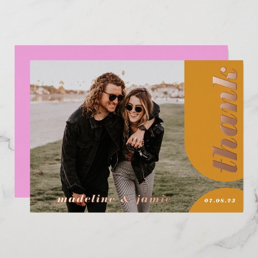 Moderne roze gele retroarchweduwschap Dank je Folie Uitnodiging (Voorkant / Achterkant)