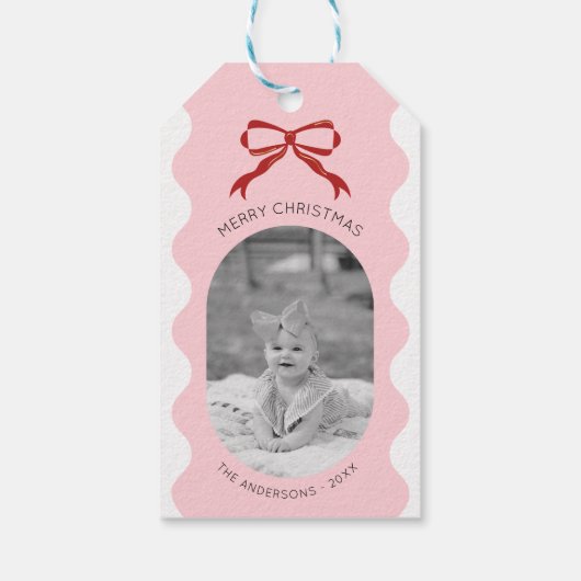 Moderne Roze Gescalpeerde Rode Boog Kerstfoto Cadeaulabel (Achterkant)