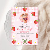 Moderne Roze Gingham Hart Bes Eerste Verjaardag Kaart